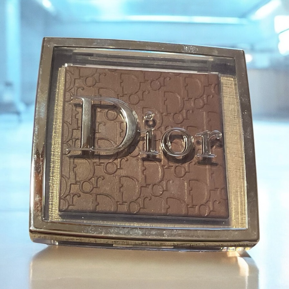 Christian Dior Backstage Face & Body Powder8N Neutral